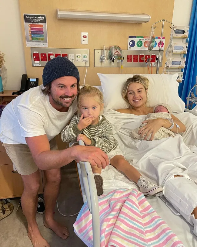 Elyse and Josh welcome second child