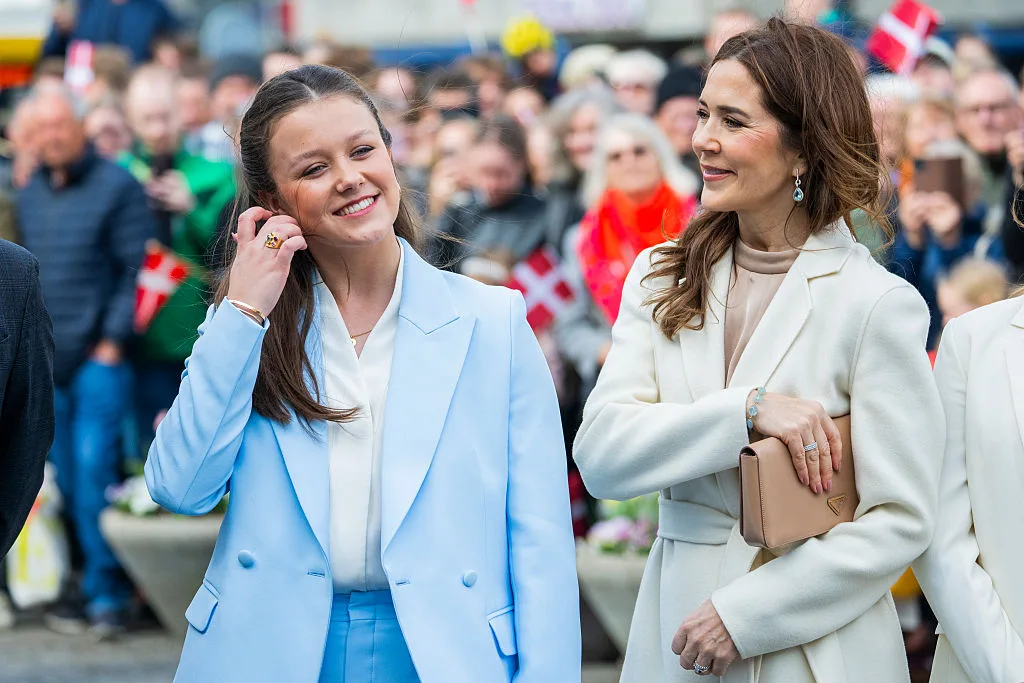 AARHUS, DENMARK - APRIL 11: (L-R) Princess Isabella of Denmark and Queen Mary of Denmark in front of Aarhus City Hall to celebrate Princess Isabella Of Denmark's 18th birthday on April 11, 2025 in Aarhus, Denmark. (Photo by Martin Sylvest Andersen/Getty Images)