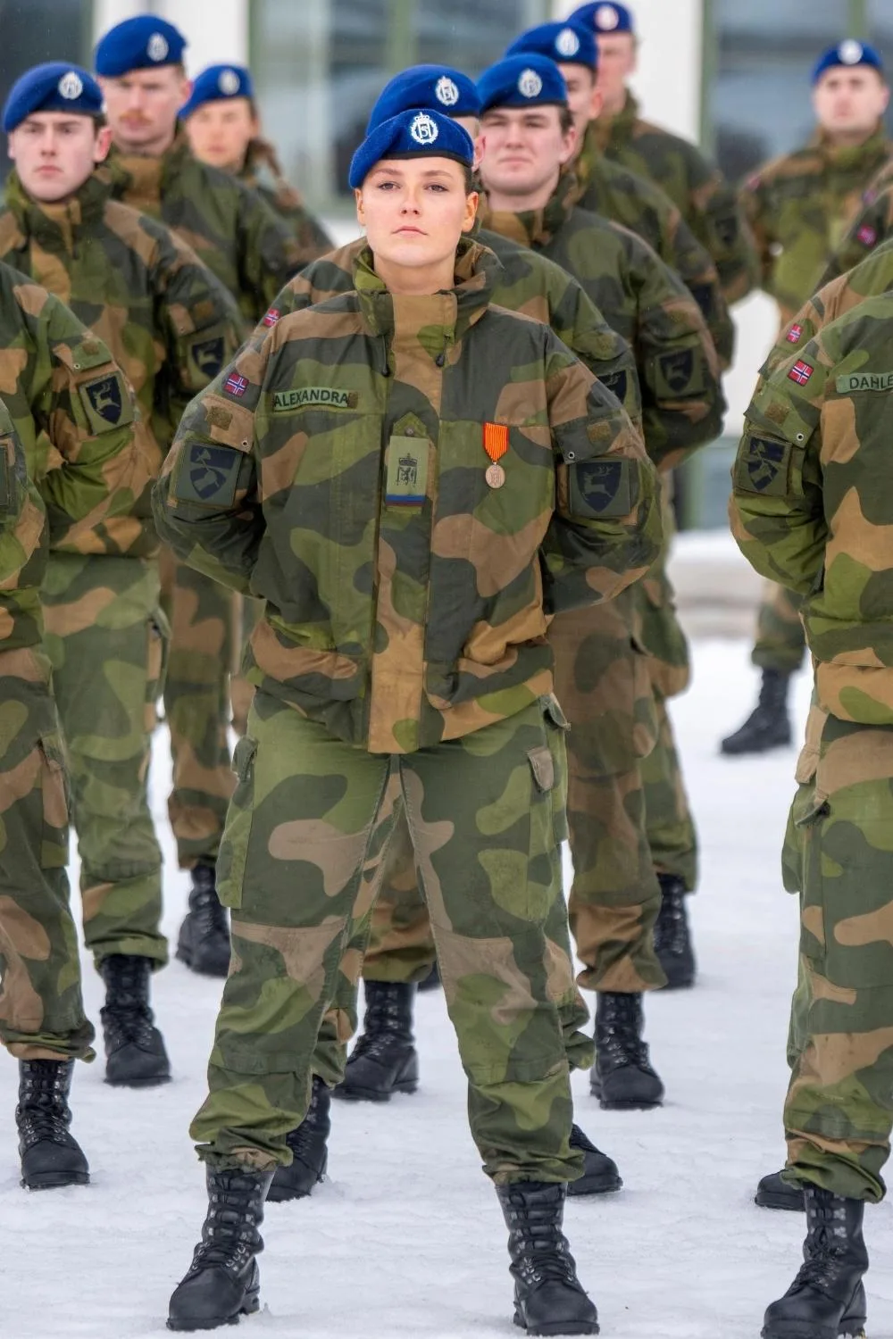 Princess Ingrid completes military training