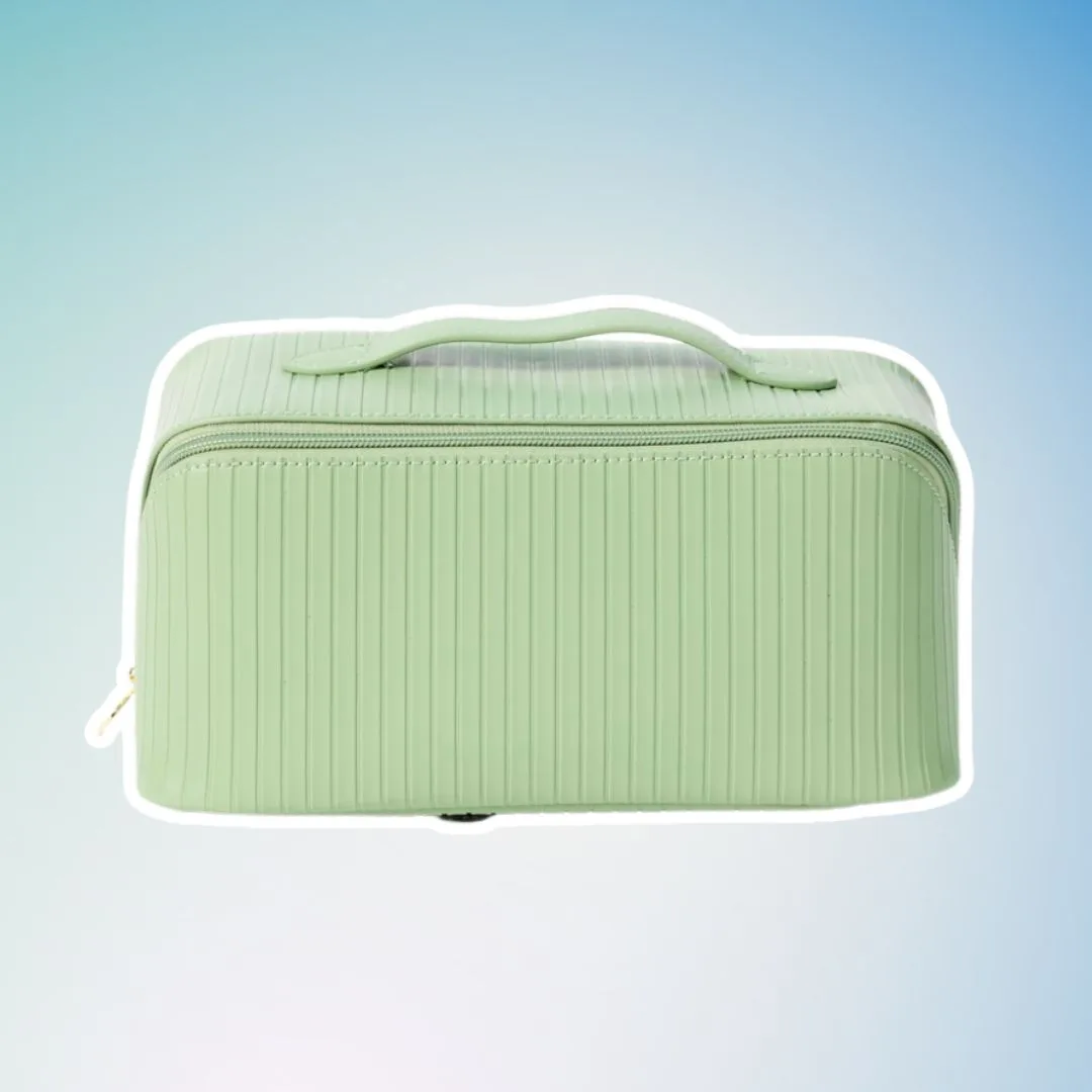big w travel beauty case