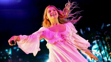 Addison Rae has announced an Australian tour