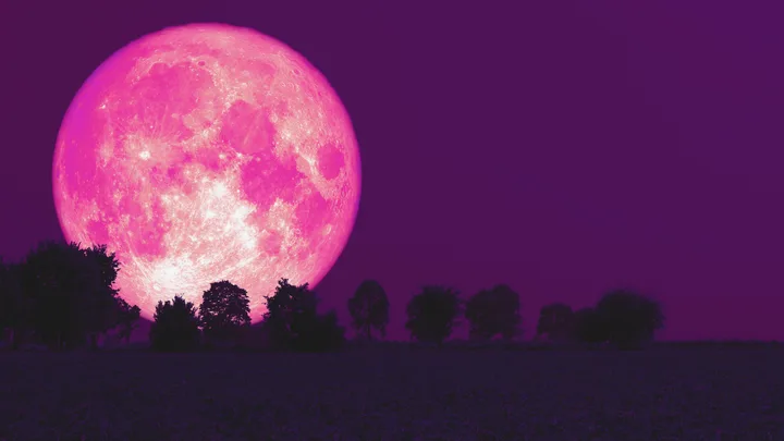 Tonight’s the Strawberry Full Moon… But what is it? 