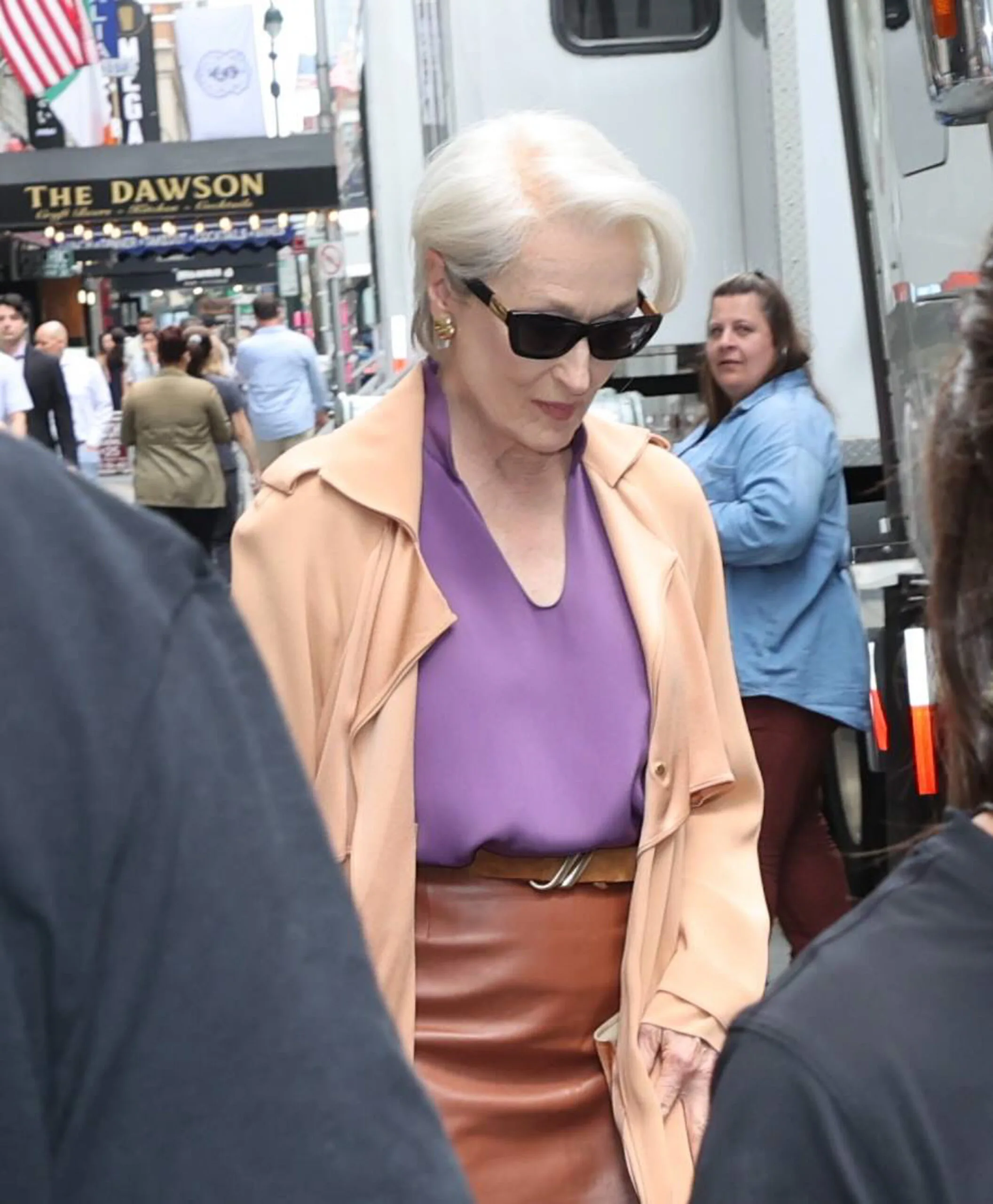 meryl streep on the set of devil wears prada 2