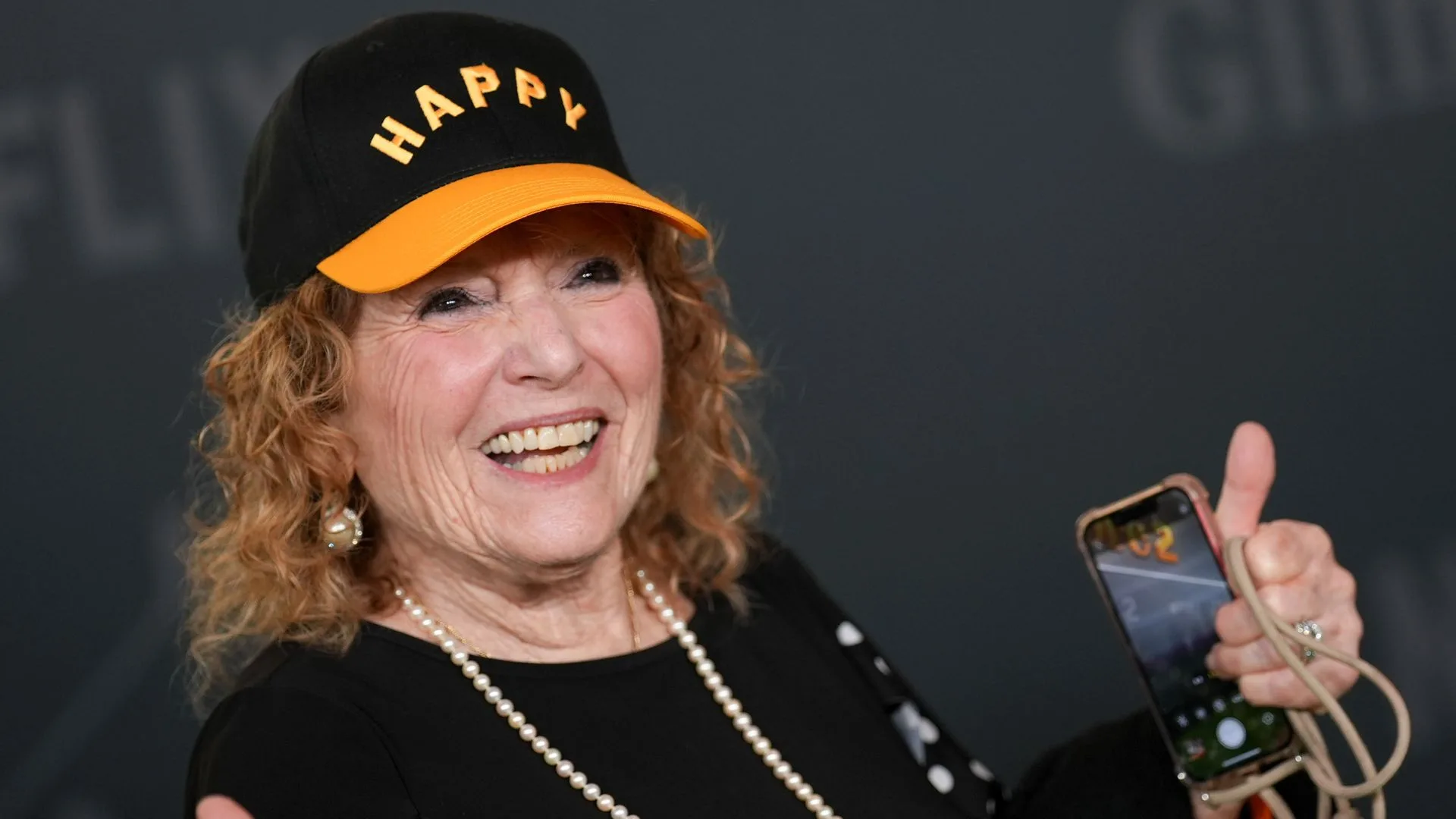 adam sandler's mum judy sandler makes a cameo in happy gilmore 2