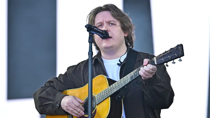 lewis capaldi performing in 2025