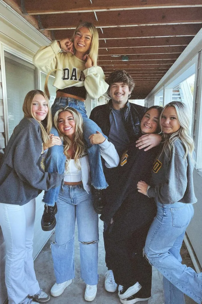 Idaho murder victims posing together
