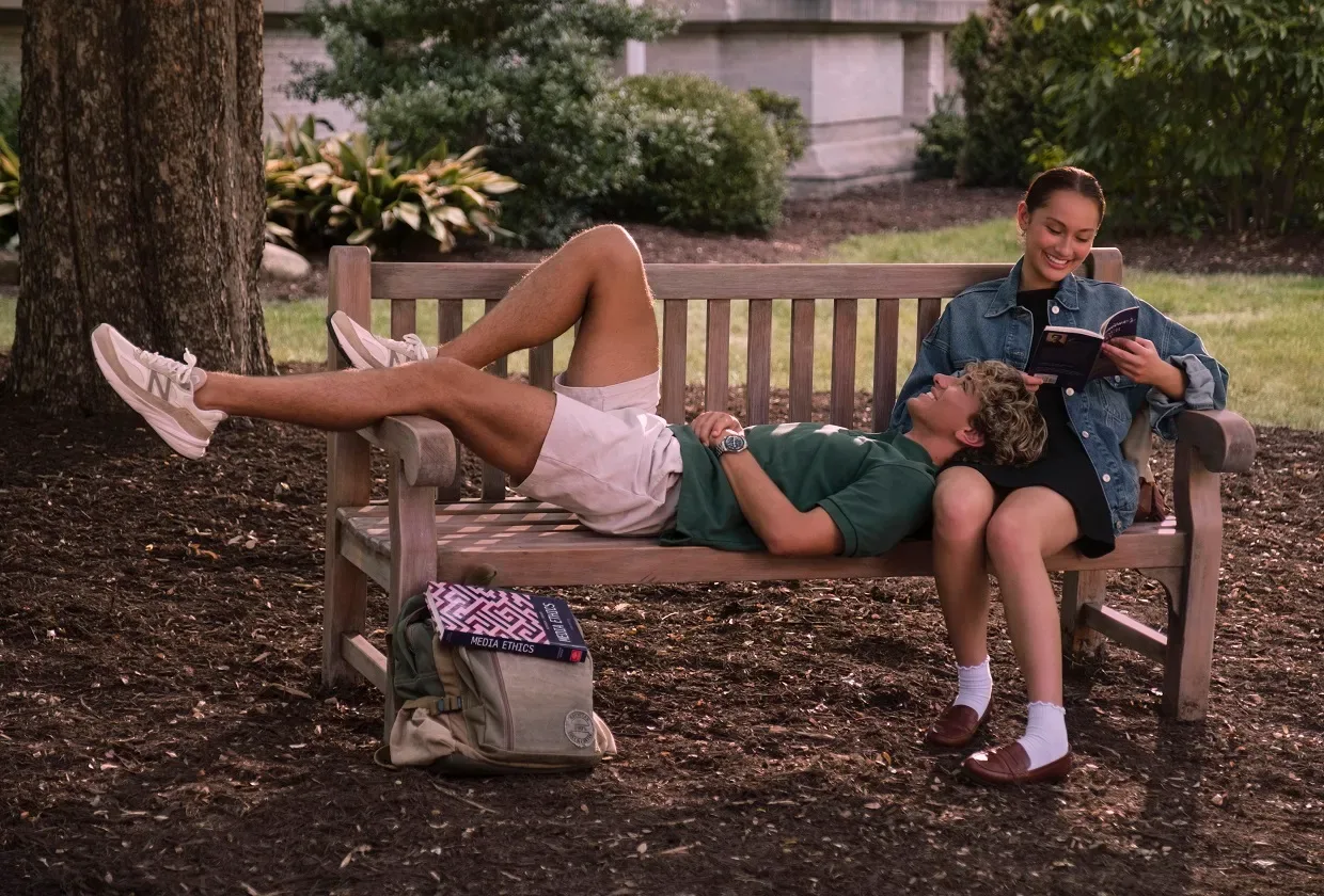 a still from the summer i turned pretty