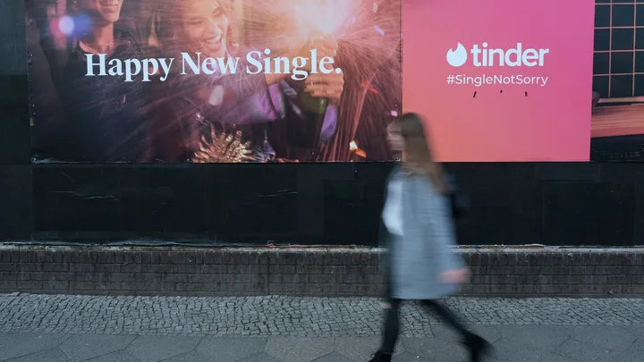 Are we entering a new age of romance without the apps?