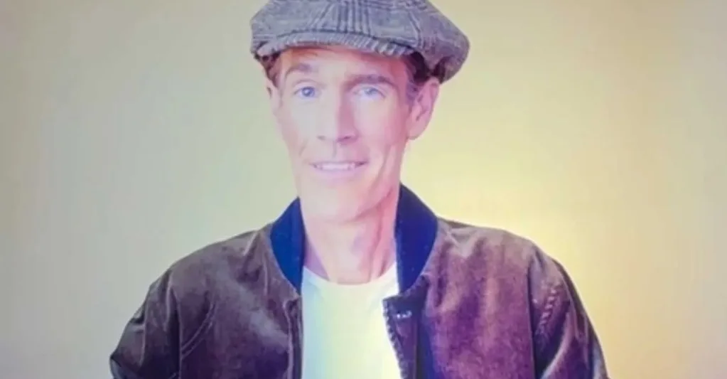 James Van Der Beek appears via video link at the Dawson's Creek reunion