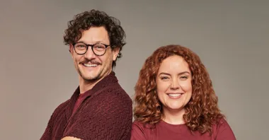 rob mills and georgie tunny for the amazing race australia celebrity edition in maroon colours smiling