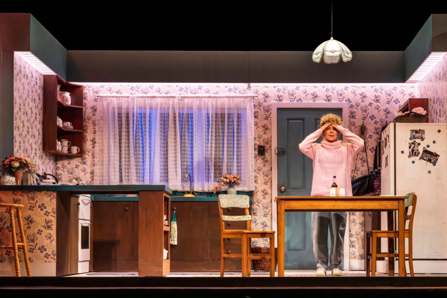 Natalie Bassingthwaighte stars in Shirley Valentine