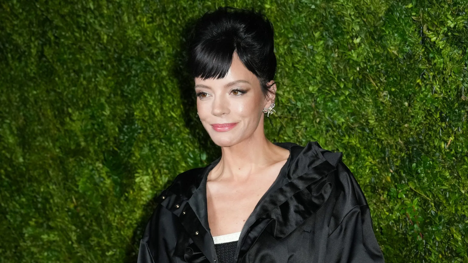 Lily Allen has given us the juiciest divorce album after a seven year hiatus