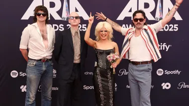 Amyl and the Sniffers