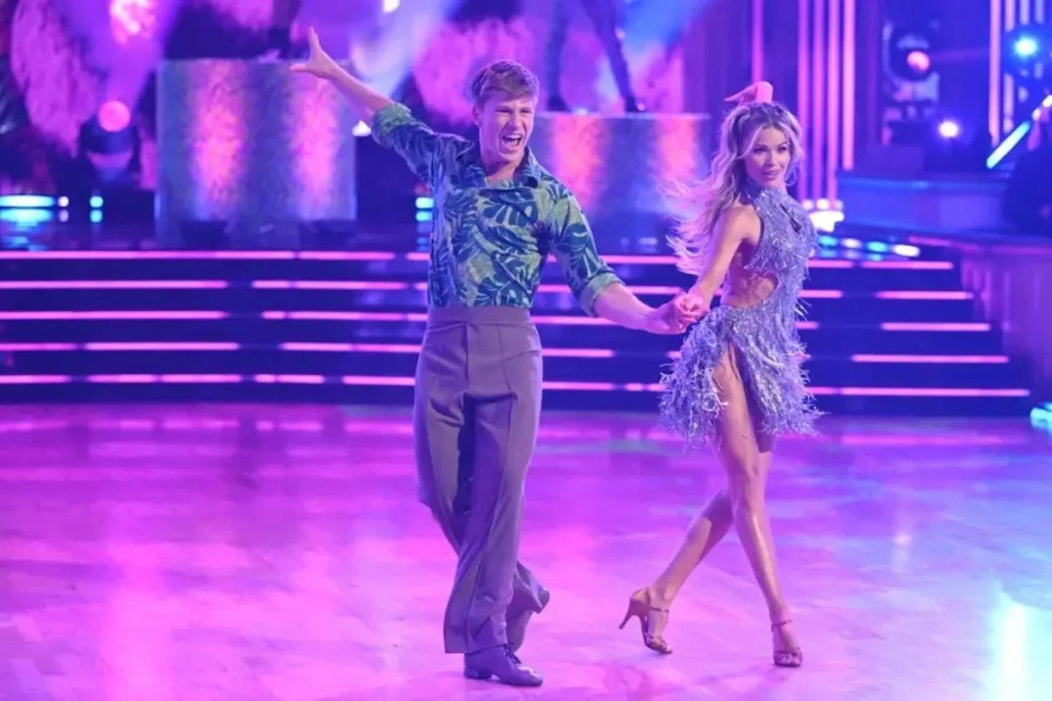 如何在澳大利亚观看《与星共舞》美国大结局