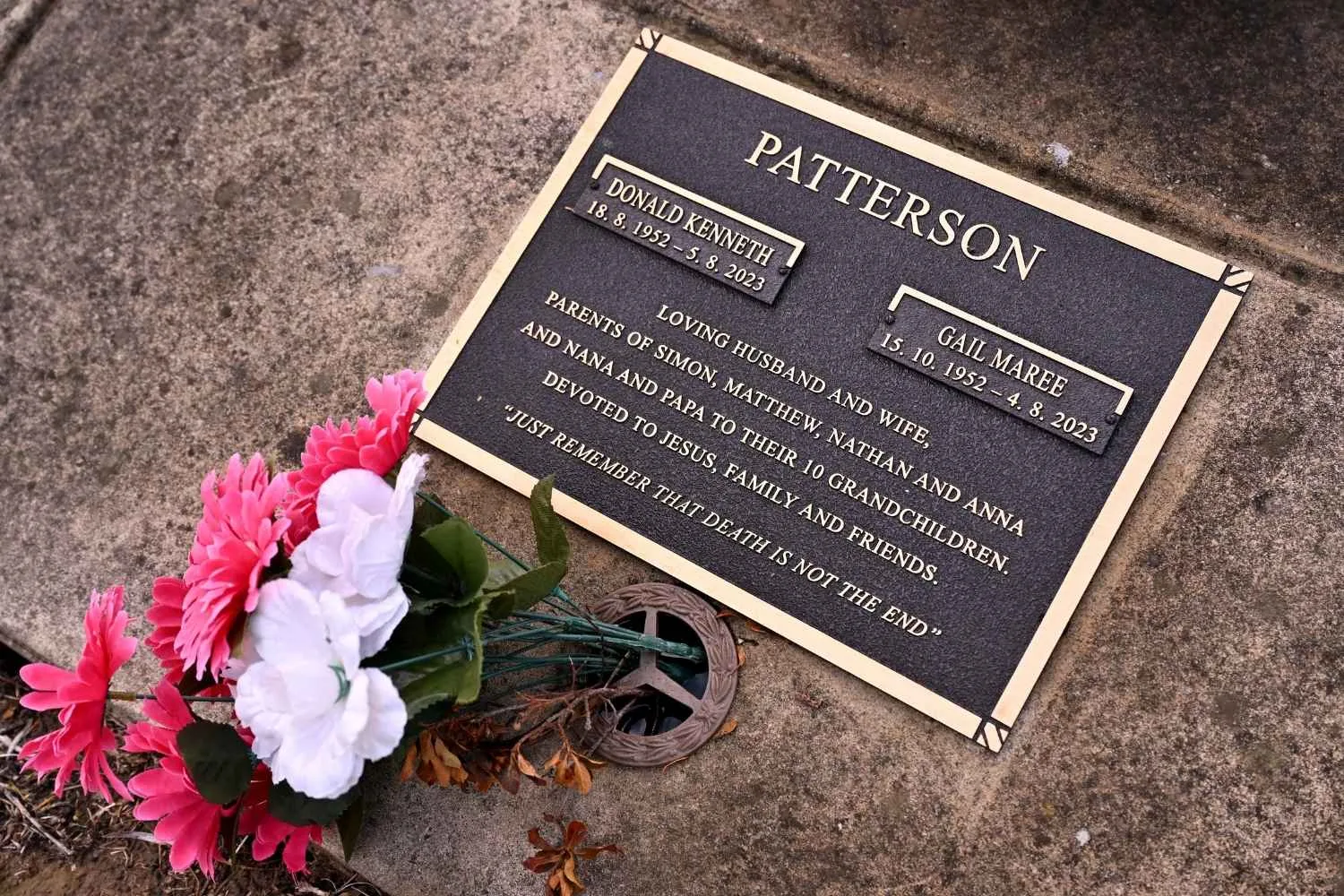 Grave of Erin Patterson's victims 