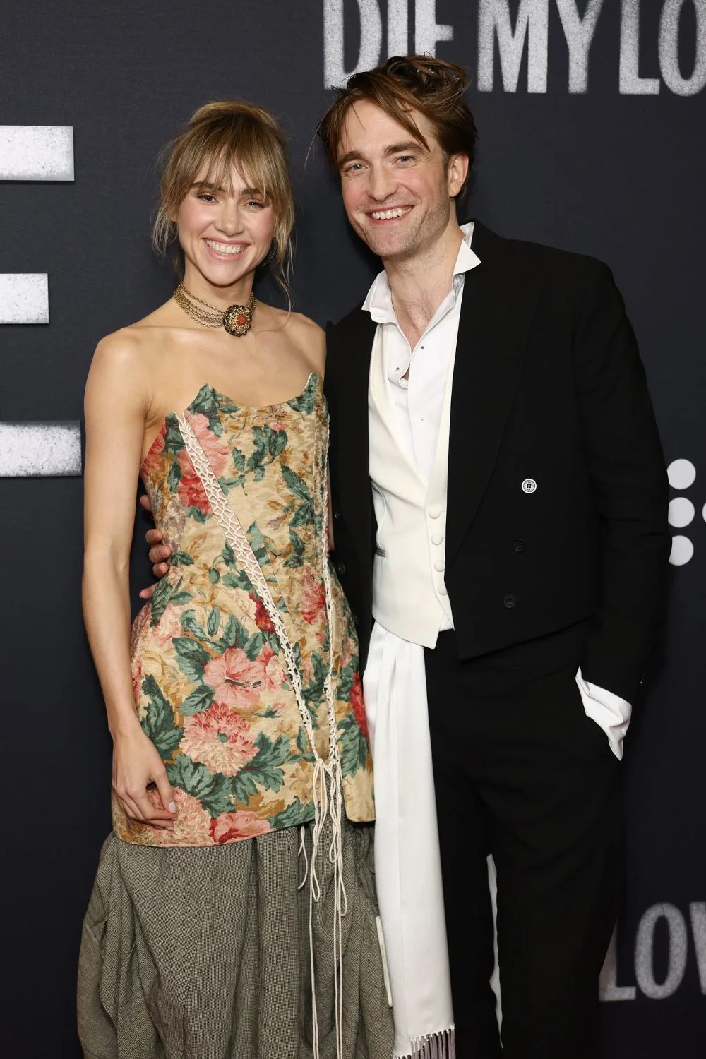 Suki Waterhouse and Robert Pattinson