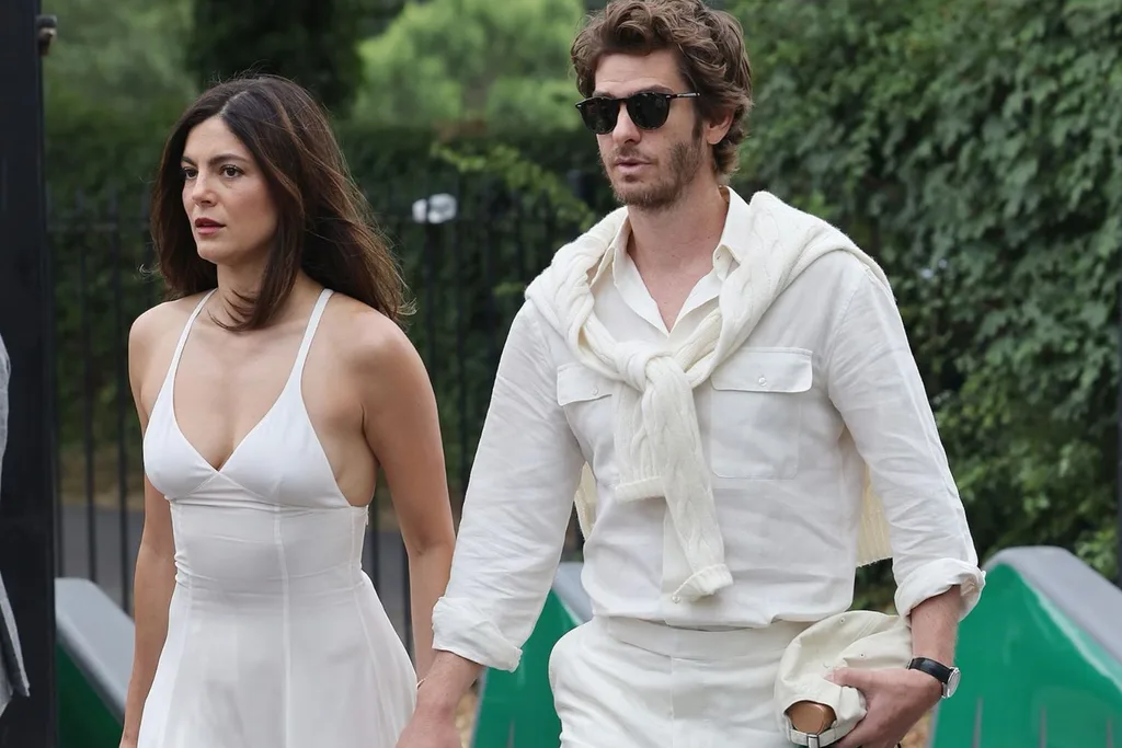 monica barbaro and andrew garfield