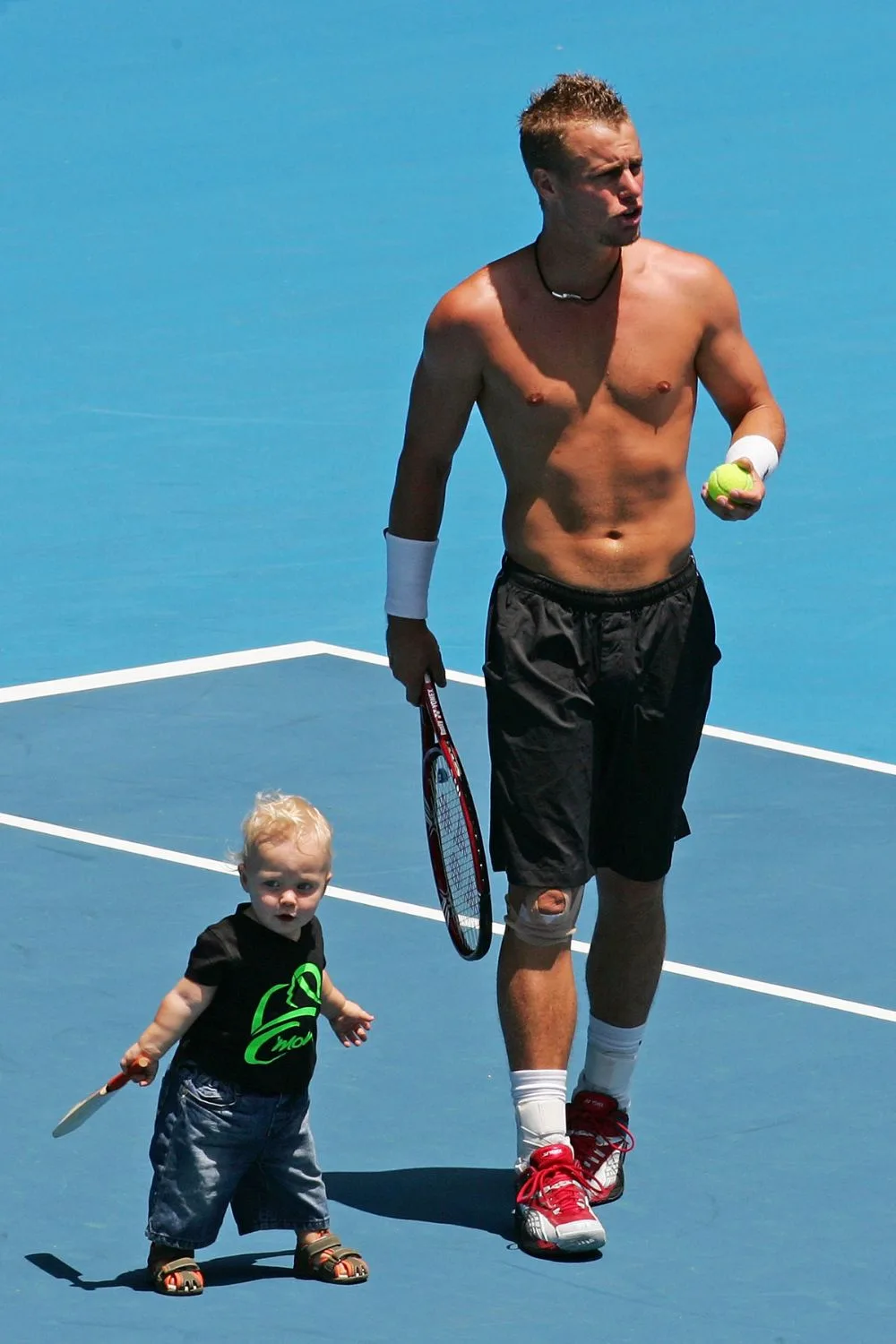 Lleyton Hewitt and Cruz Hewitt. Pic: Getty