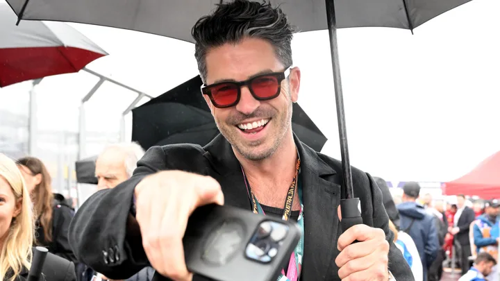 Does Scott Tweedie have a girlfriend?