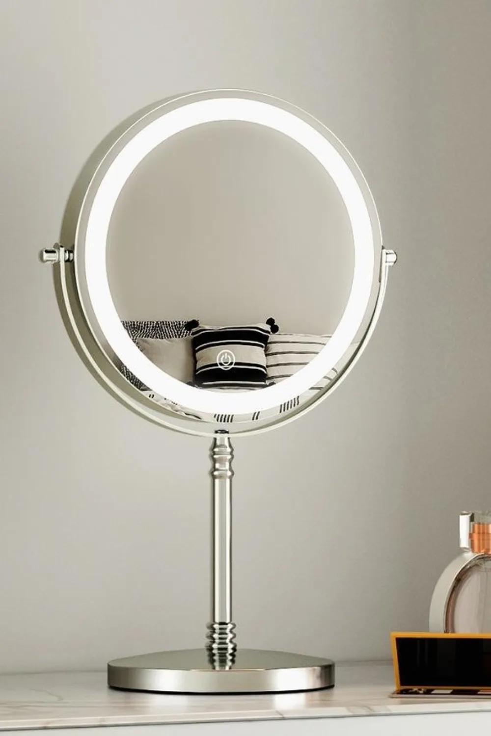10X Magnifying Embellir Makeup Mirror with Light