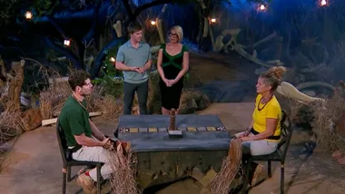 I'm A Celebrity 2026- Rachel Hunter and Matt Zukowski challenge. Pic: Channel 10