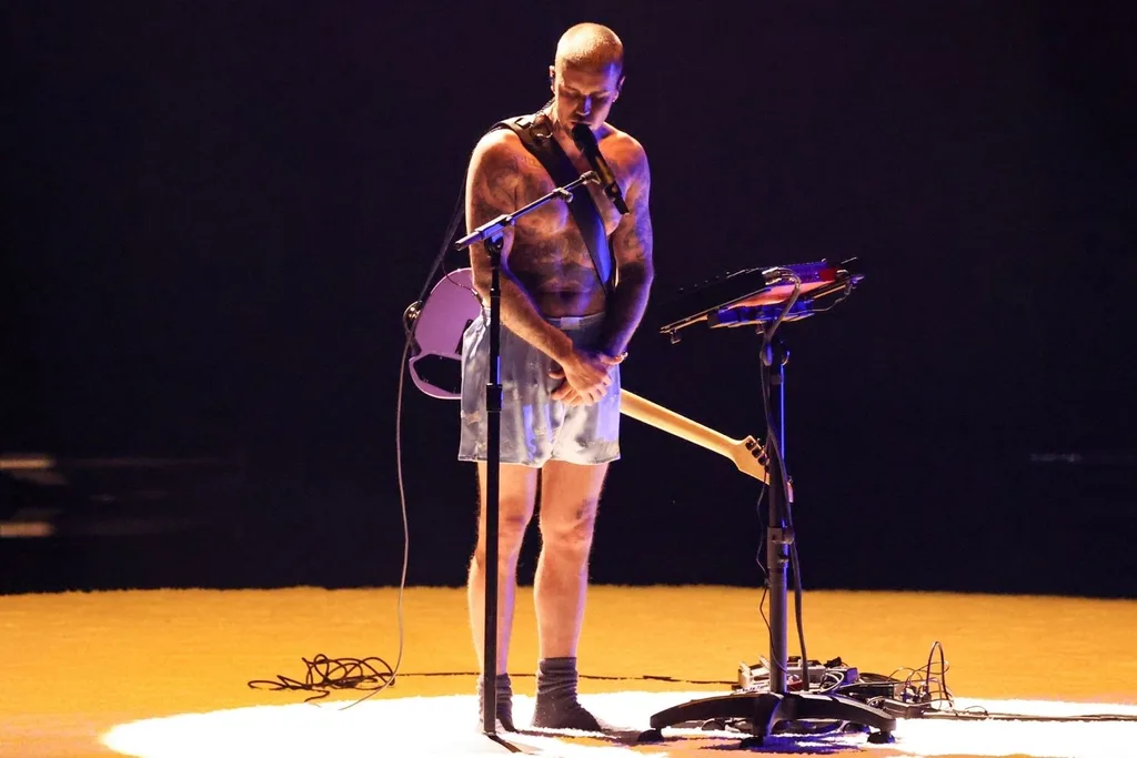 Justin Bieber performs at the Grammys