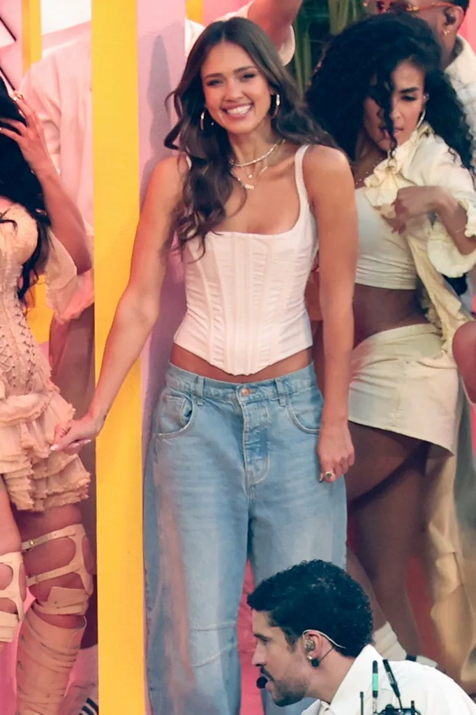 Jessica Alba Super Bowl Halftime Show