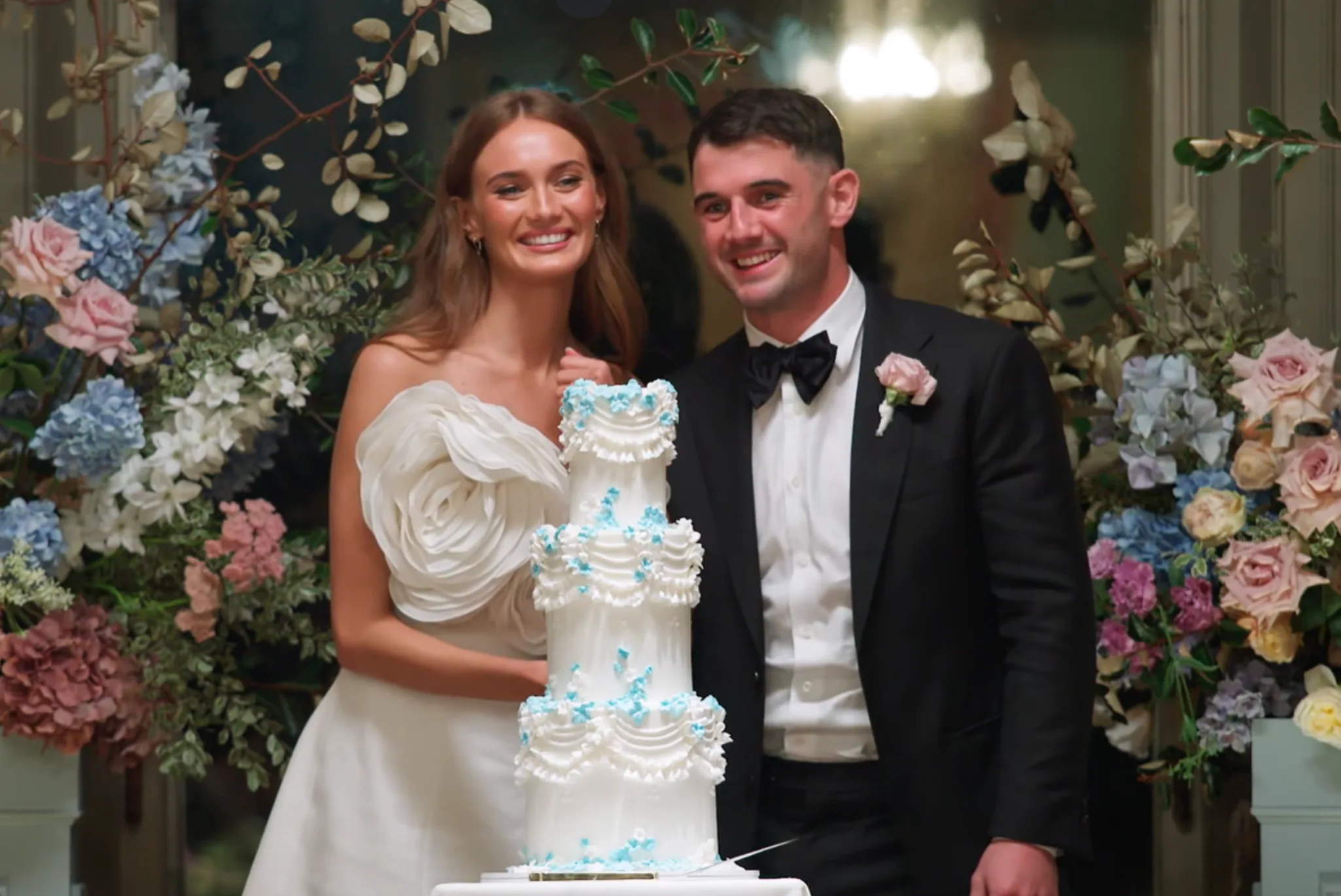 MAFS Brook and Chris wedding cake