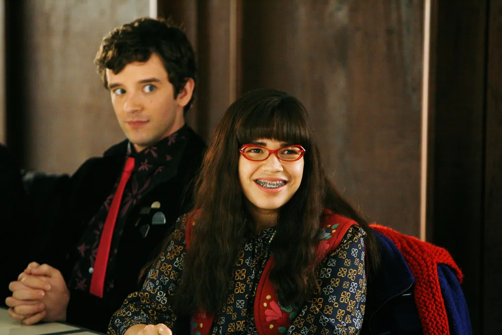 Michael Urie and America Ferrera as their Ugly Betty characters.