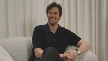 David Berry talks Outlander to WHO.