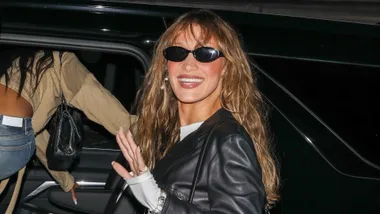 Bella Hadid just stepped out in my favourite sunglasses, and they’re only $68