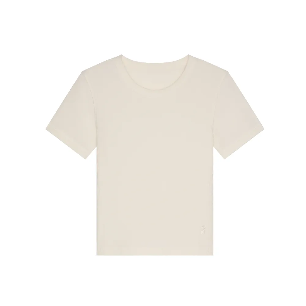 white t-shirt