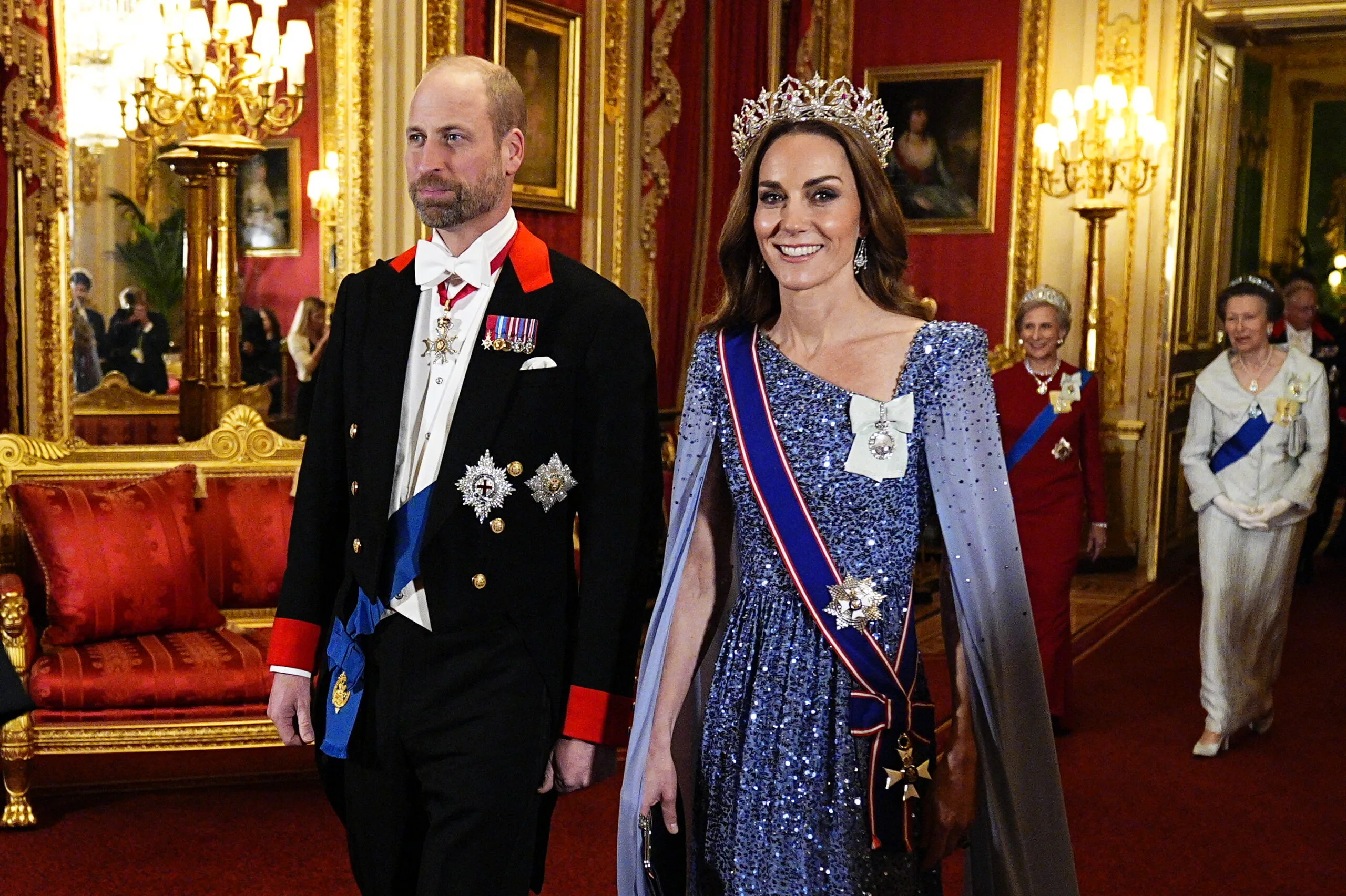 Kate in the Oriental Circlet tiara 