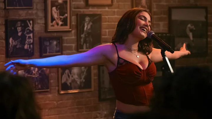 Why the internet can&rsquo;t stop talking about Hannah&rsquo;s bras in Off Campus