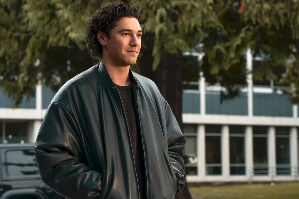 Belmont Camelli as Garrett Graham in Off Campus.
