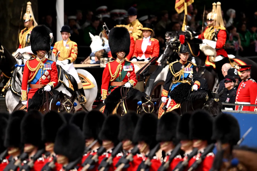 Royals arrive at Trooping
