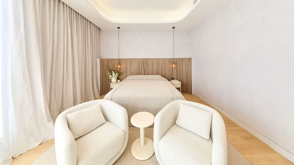 Courtney and Sev bedroom