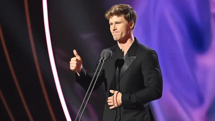 Why Robert Irwin’s unexpected Logies dig at Karl Stefanovic has everyone talking