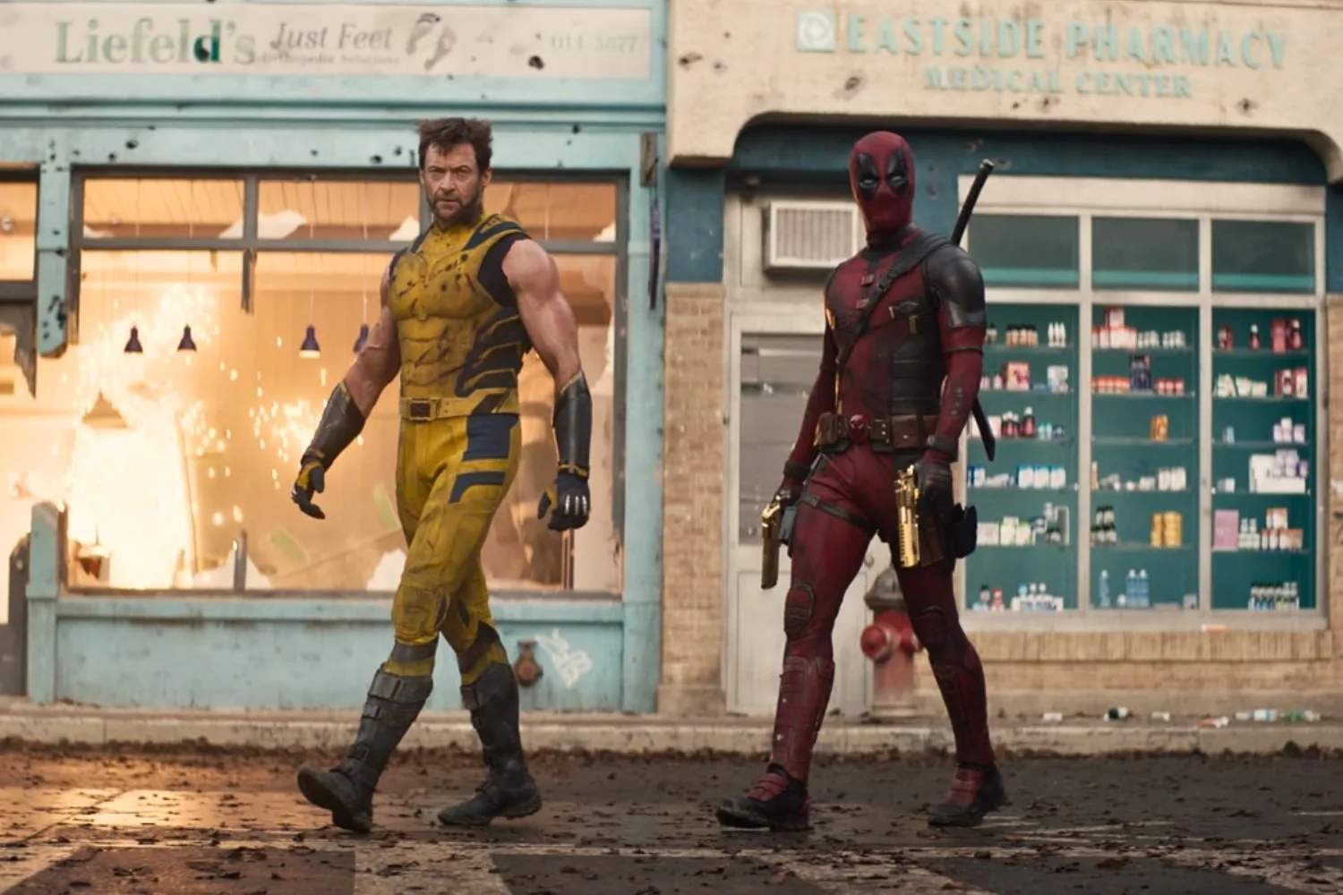 deadpool-wolverine-explosion-still