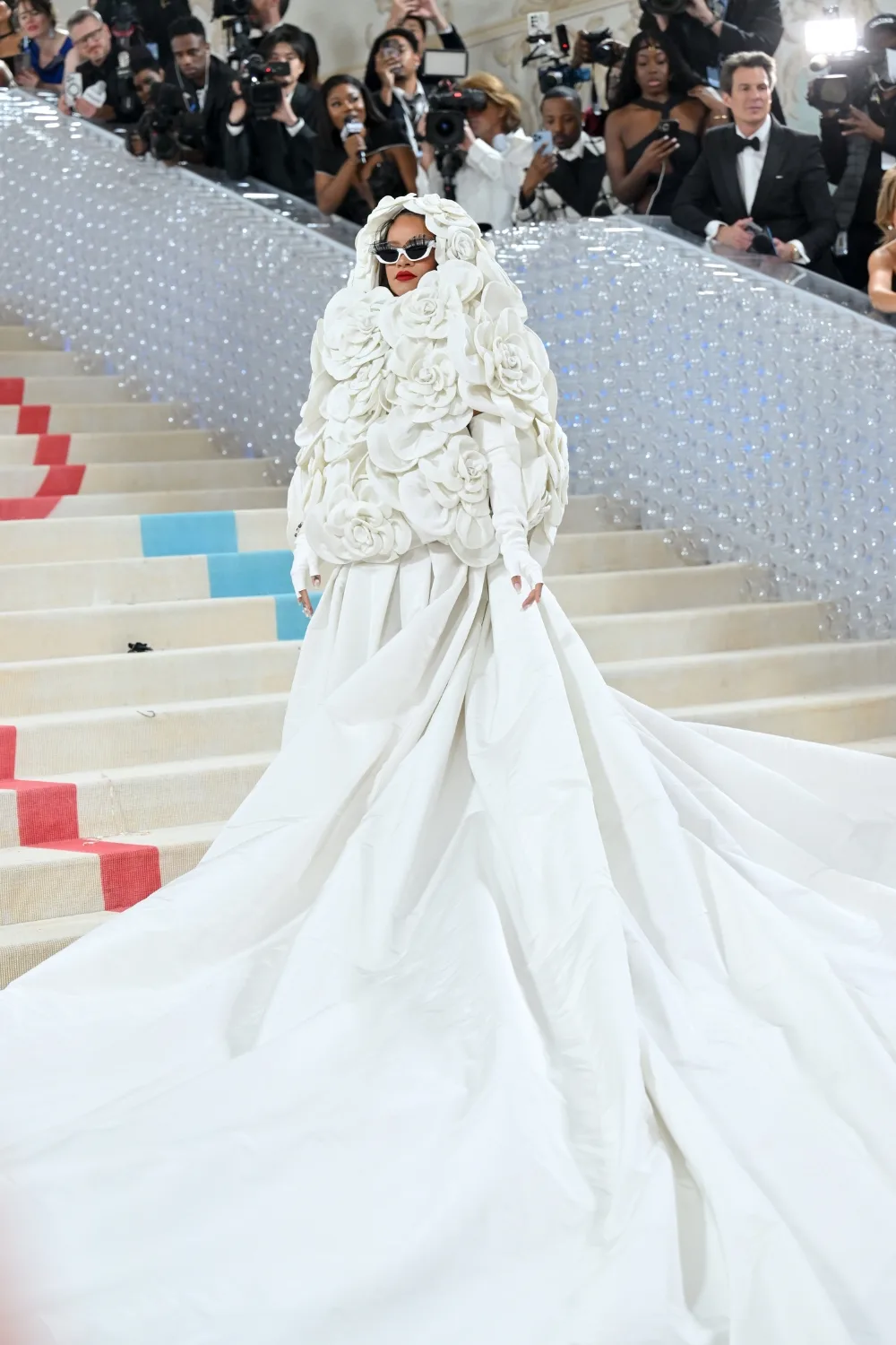 rihanna-met-gala-2023