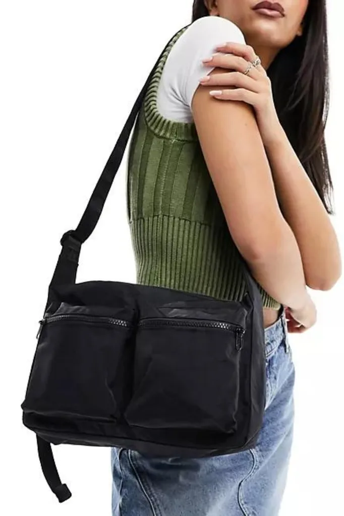 baggu-black-cargo-crossbody-asos