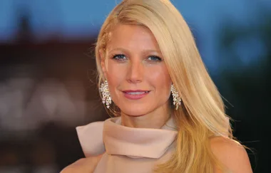 Gwyneth Paltrow supports Fiancé Brad Falchuk at his father’s funeral in Massachusetts