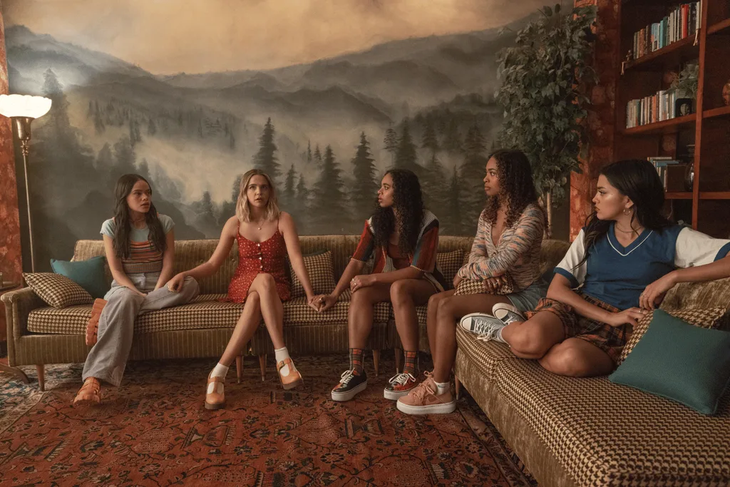 Pretty Little Liars: Summer School