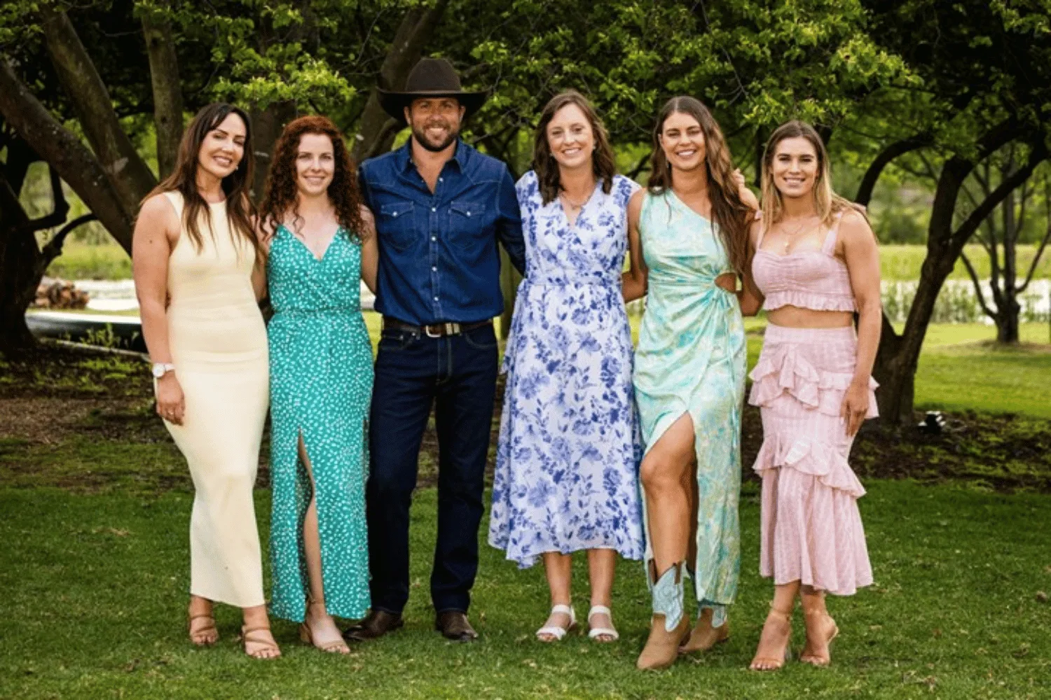Farmer Todd and Ladies on FWAW