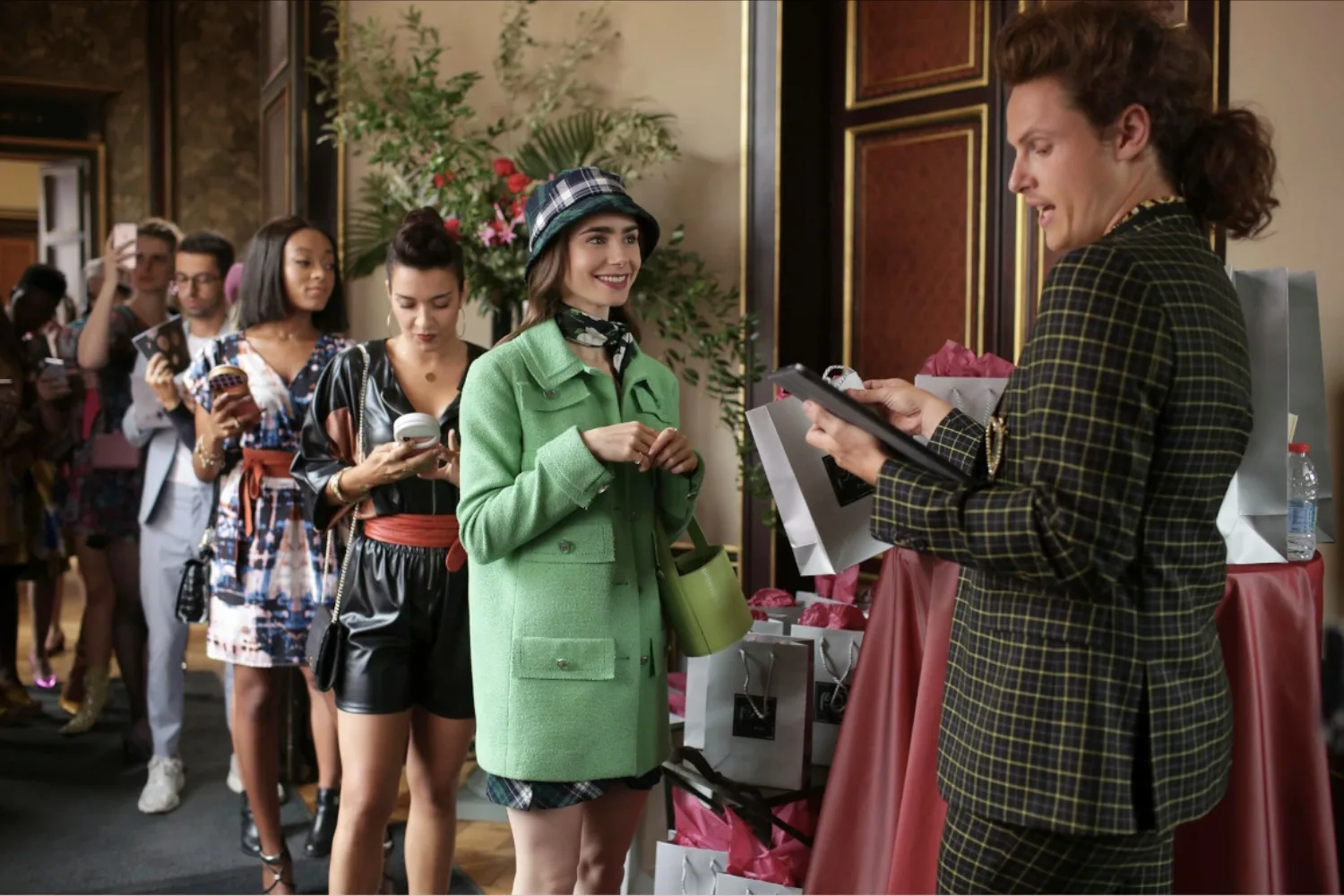 emily-in-paris-lily-collins-restuarant-still