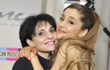 Ariana Grande’s Mother Speaks Out After Deadly Manchester Concert Bombing