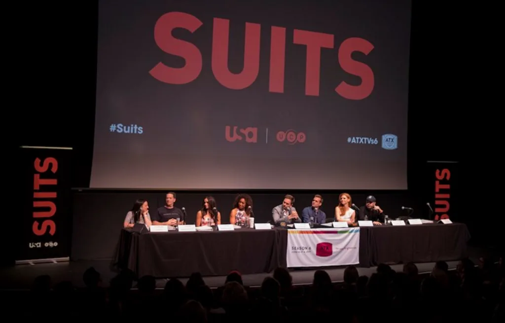Meghan Markle and Suits costars.