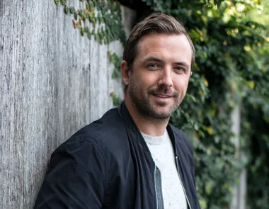 ‘Behave Yourself’ star Darren McMullen: ‘I love people-watching’