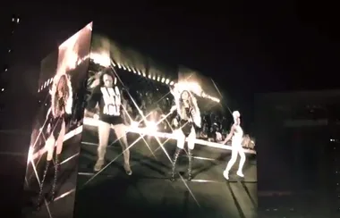 Fans Slay ‘Single Ladies’ Dance Alongside Queen Bey
