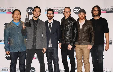 Linkin Park frontman Chester Bennington found dead of apparent Suicide